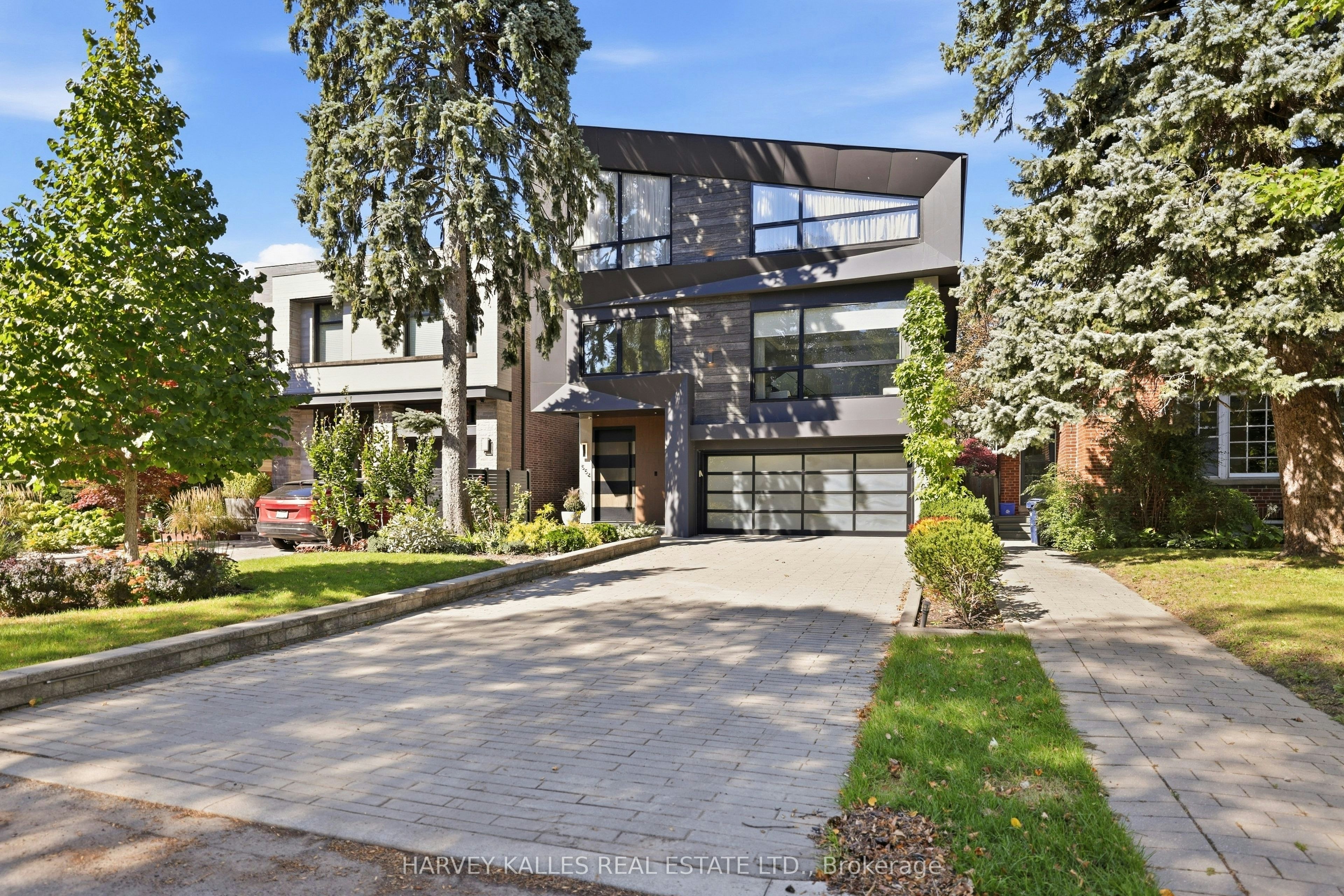554 St Clements Avenue, Toronto, ON, M5N 1M6