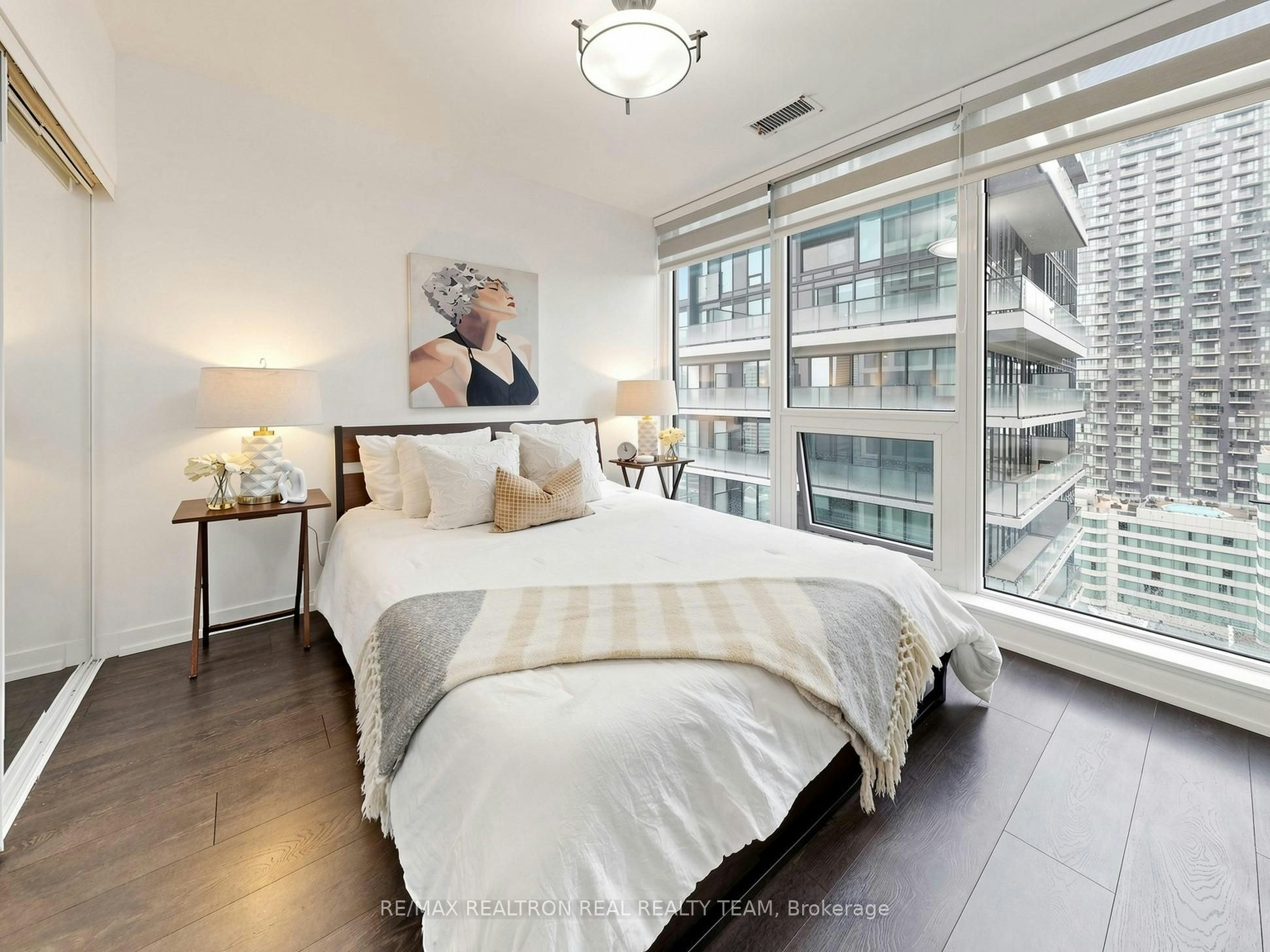 2807-55 Mercer Street, Toronto, ON, M5V 1H3 - 26
