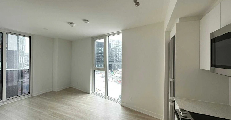 409-30 Tretti Way, Toronto, ON, M3H 0E3 - 9