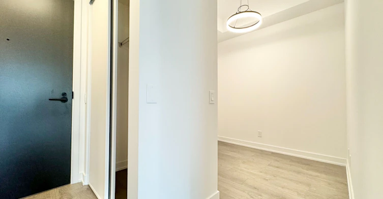 2807-108 Peter Street, Toronto, ON, M5V 2G7 - 12