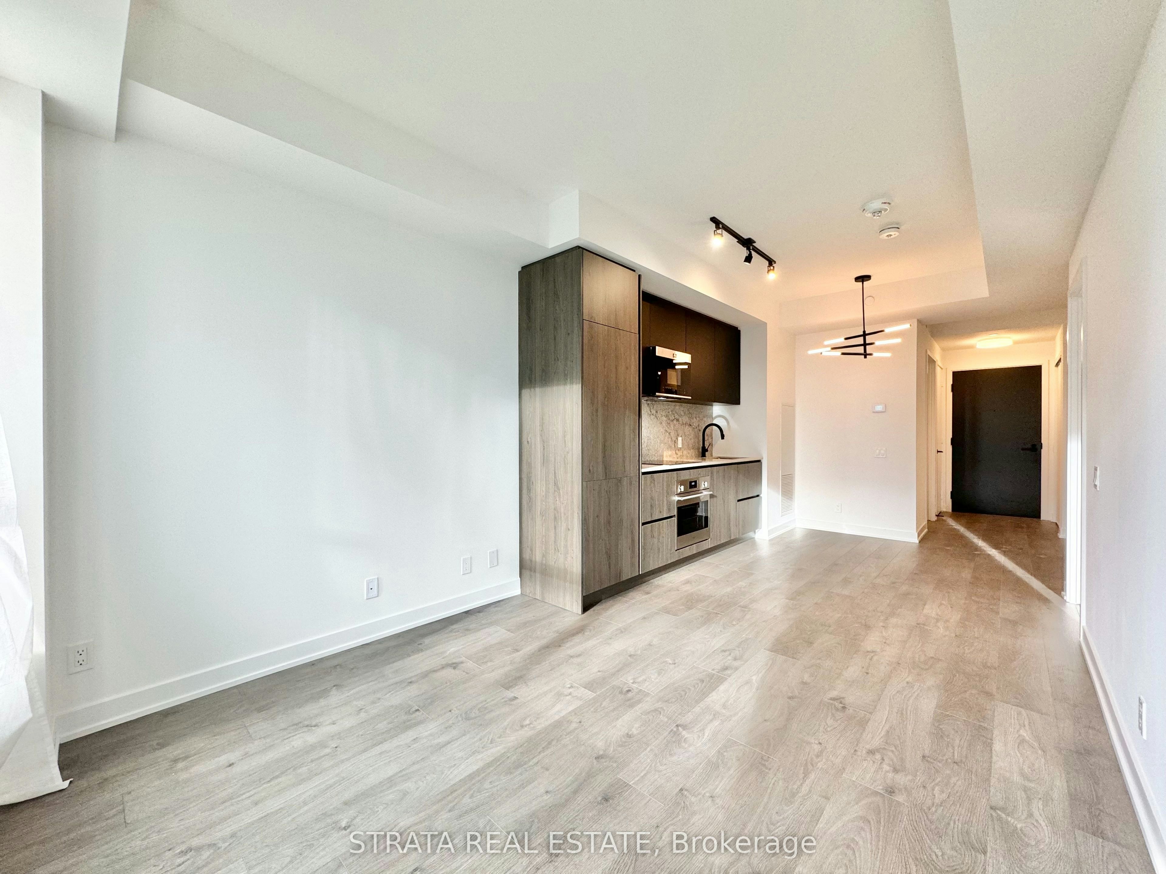 2807-108 Peter Street, Toronto, ON, M5V 2G7 - 2