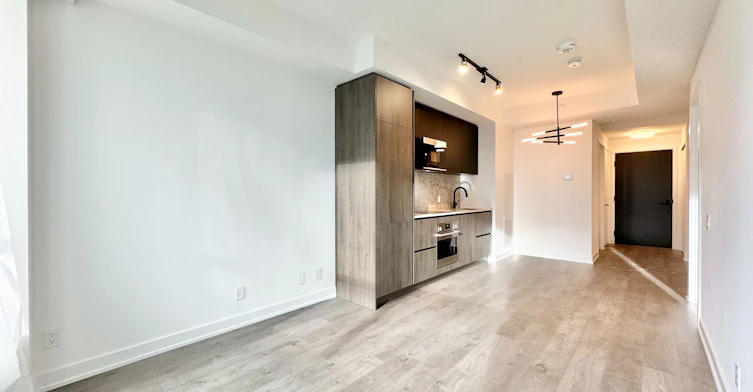 2807-108 Peter Street, Toronto, ON, M5V 2G7 - 2