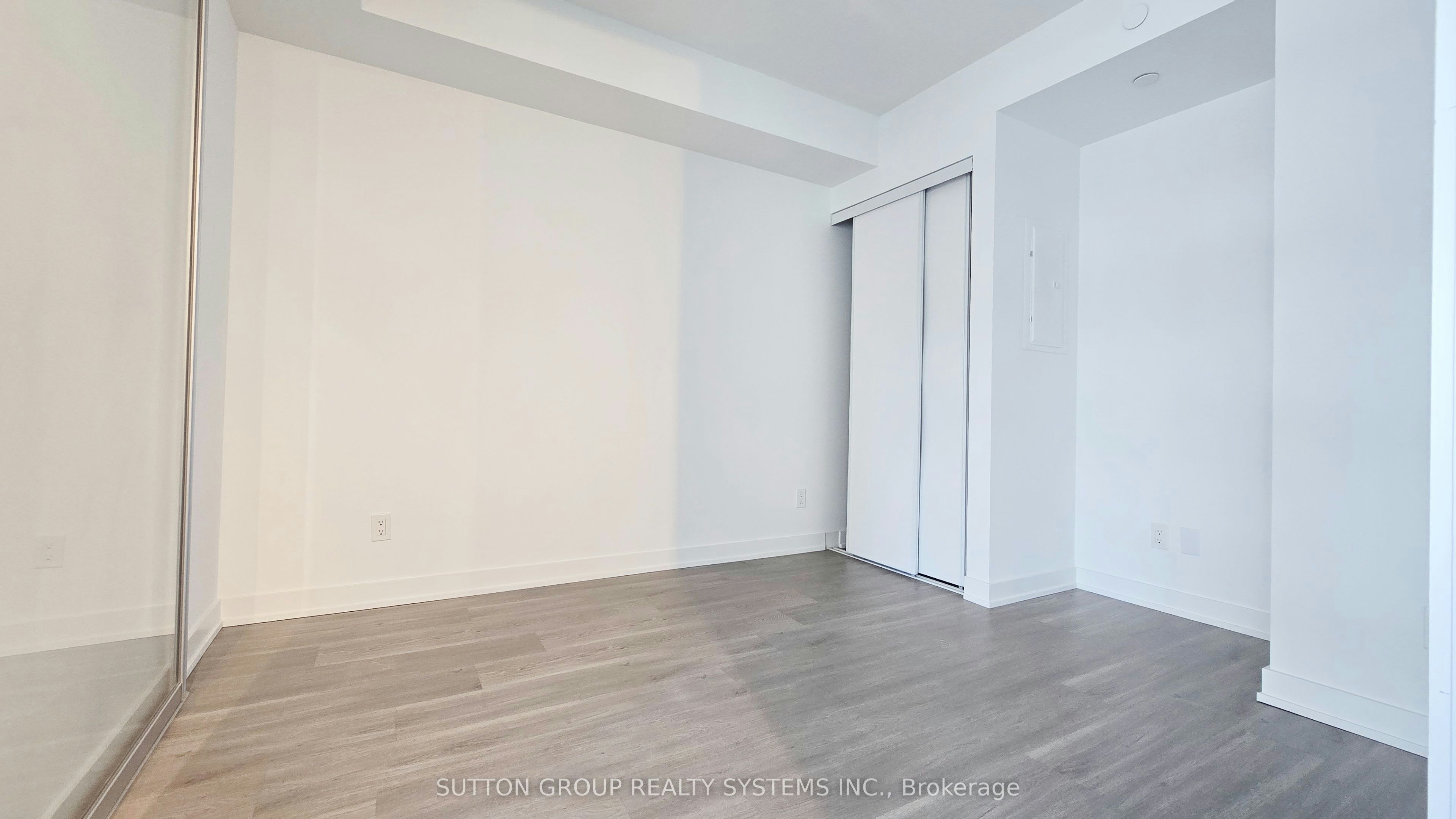 1906-8 Wellesley Street W, Toronto, ON, M4Y 0J5 - 11