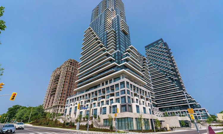 1101-10 Inn ON The Park Drive