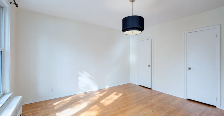 1-6 Markdale Avenue, Toronto, ON, M6C 1S9 - 14