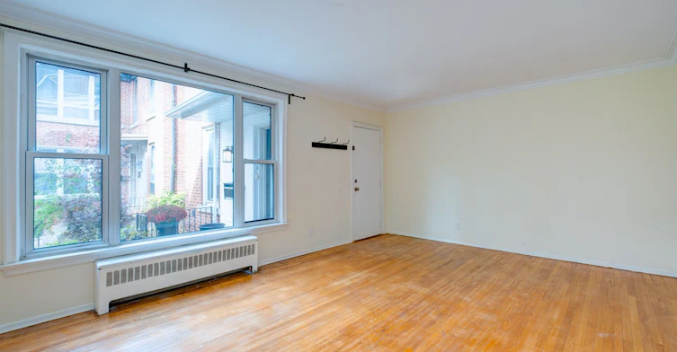 1-6 Markdale Avenue, Toronto, ON, M6C 1S9 - 7