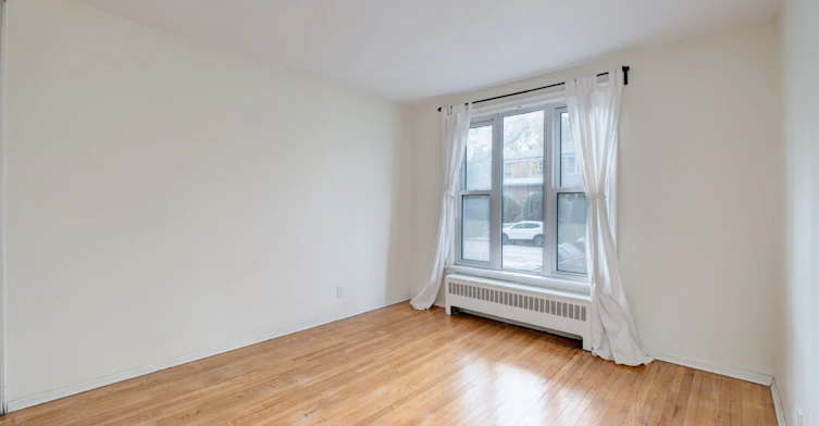 1-6 Markdale Avenue, Toronto, ON, M6C 1S9 - 16