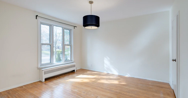 1-6 Markdale Avenue, Toronto, ON, M6C 1S9 - 13