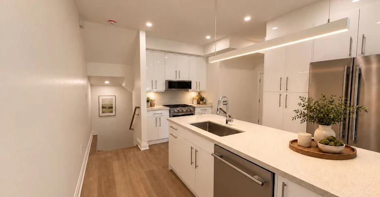 4-57 Hepbourne Street, Toronto, ON, M6H 1K4 - 8