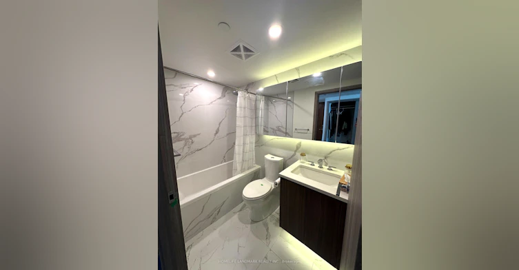 1 Concord Cityplace Way, Toronto, ON, M5V 0X3 - 8
