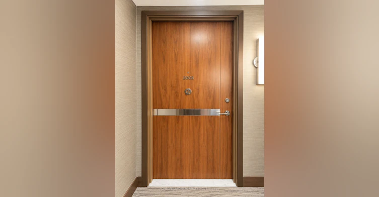 1 Concord Cityplace Way, Toronto, ON, M5V 0X3 - 2