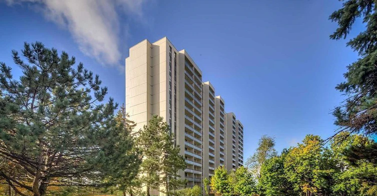 # 811-260 Seneca Hill Drive, Toronto, ON, M2J 4S6