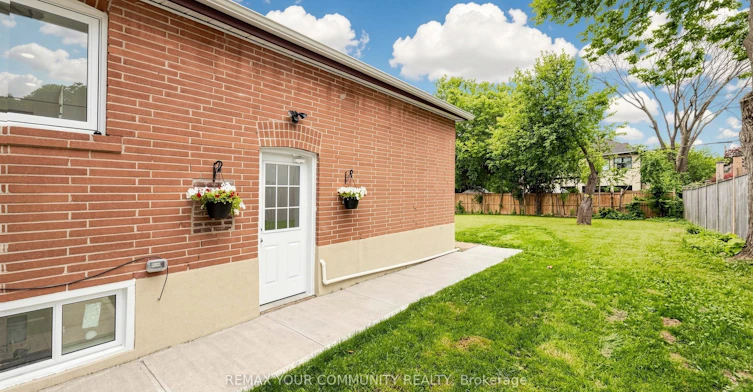 Main Floor-275 Betty Ann Drive, Toronto, ON, M2R 1A9 - 46