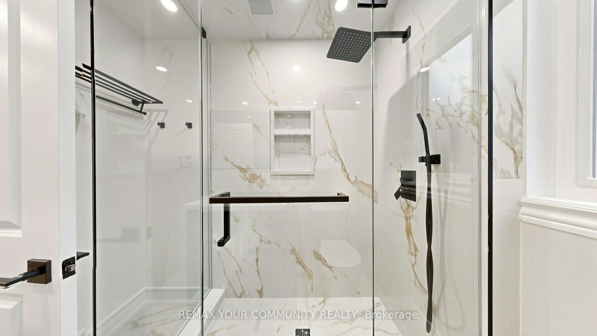 Main Floor-275 Betty Ann Drive, Toronto, ON, M2R 1A9 - 19
