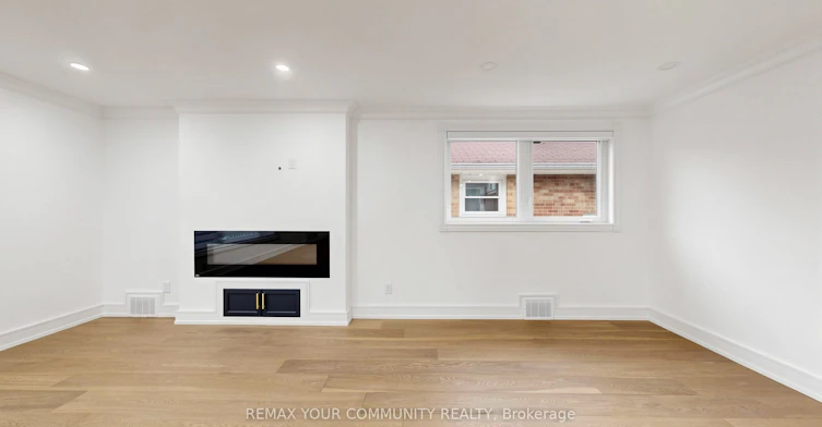Main Floor-275 Betty Ann Drive, Toronto, ON, M2R 1A9 - 8