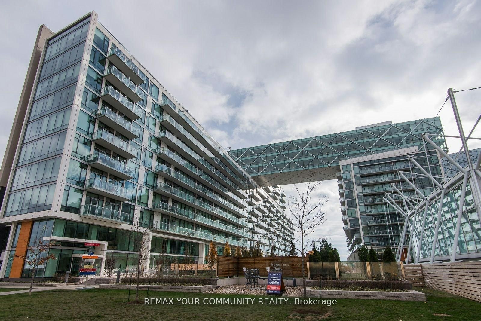 815-39 Queens Quay E, Toronto, ON, M5E 0A5