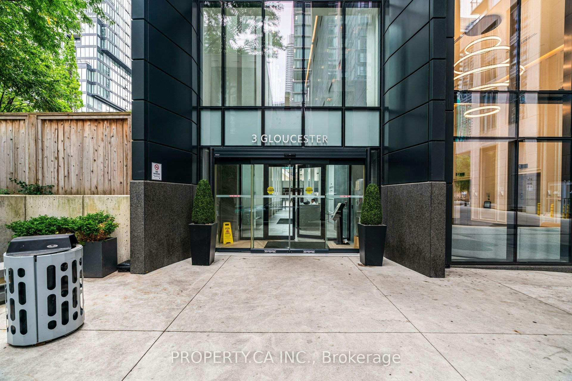 1709-3 Gloucester Street, Toronto, ON, M4Y 0C6