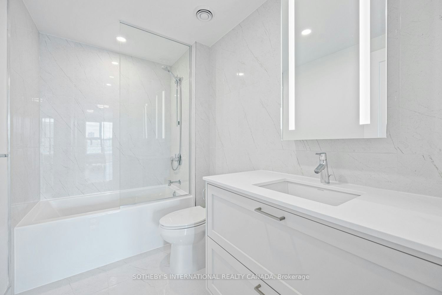 1109-30 Inn ON The Park Drive, Toronto, ON, M3C 0P7 - 18