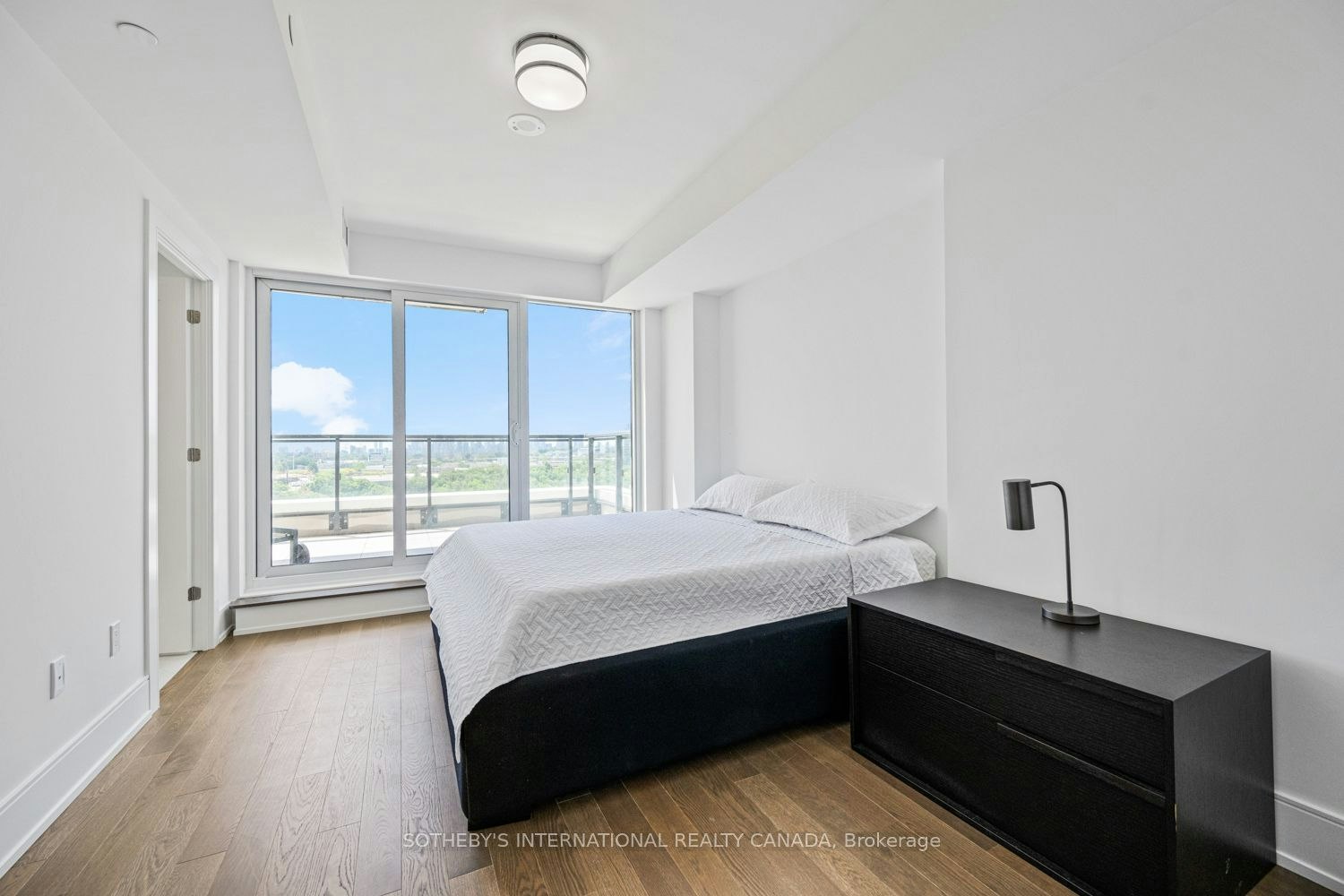 1109-30 Inn ON The Park Drive, Toronto, ON, M3C 0P7 - 11