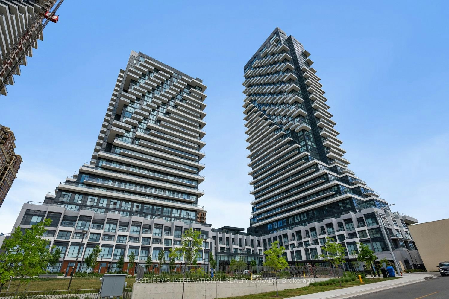 1109-30 Inn ON The Park Drive, Toronto, ON, M3C 0P7 - 32