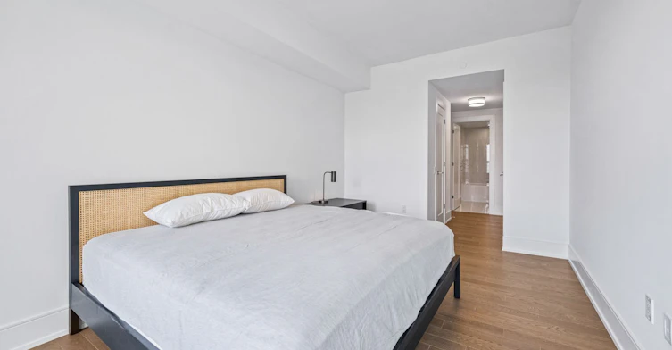 1109-30 Inn ON The Park Drive, Toronto, ON, M3C 0P7 - 17
