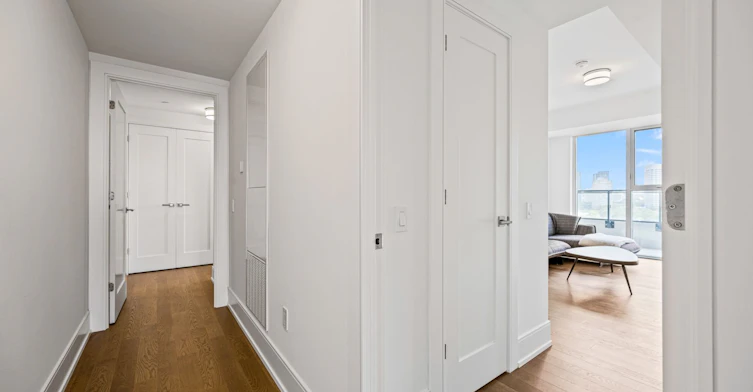 1109-30 Inn ON The Park Drive, Toronto, ON, M3C 0P7 - 21