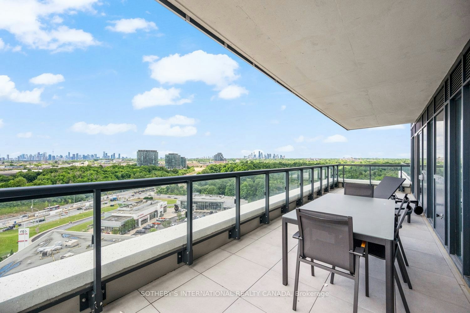 1109-30 Inn ON The Park Drive, Toronto, ON, M3C 0P7 - 27