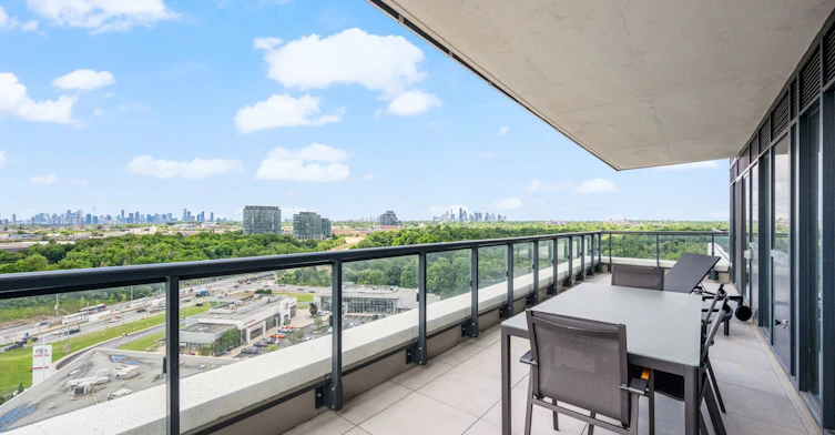 1109-30 Inn ON The Park Drive, Toronto, ON, M3C 0P7 - 27