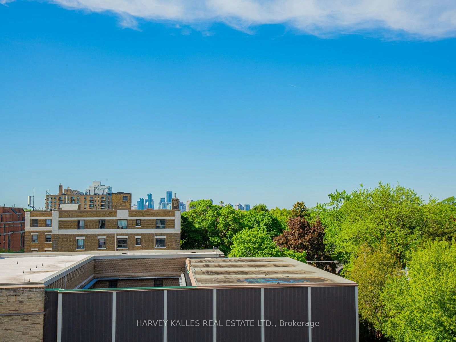 605-1 Strathgowan Avenue, Toronto, ON, M4N 0B3 - 27