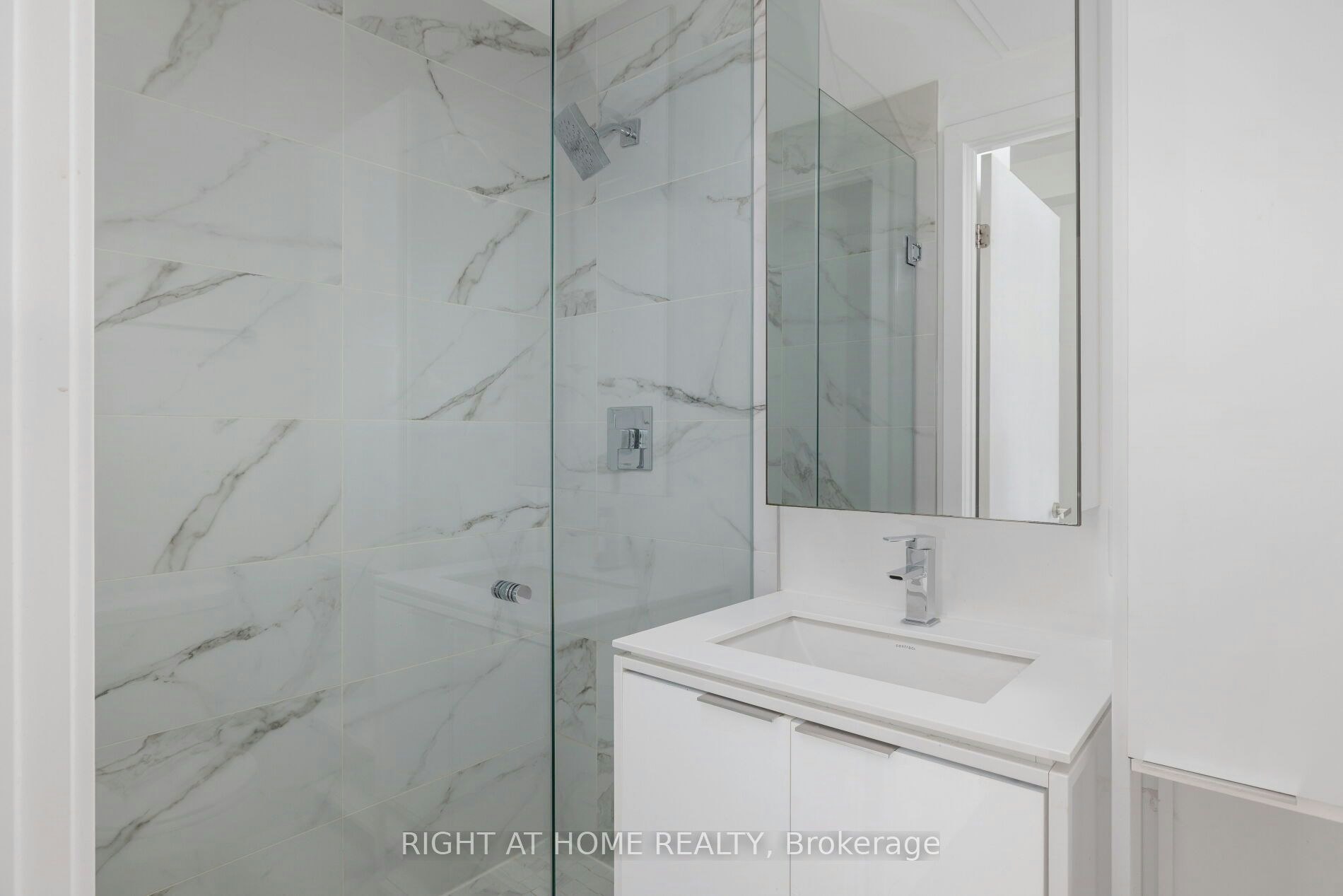 PH09-77 Shuter Street, Toronto, ON, M5B 0B8 - 12