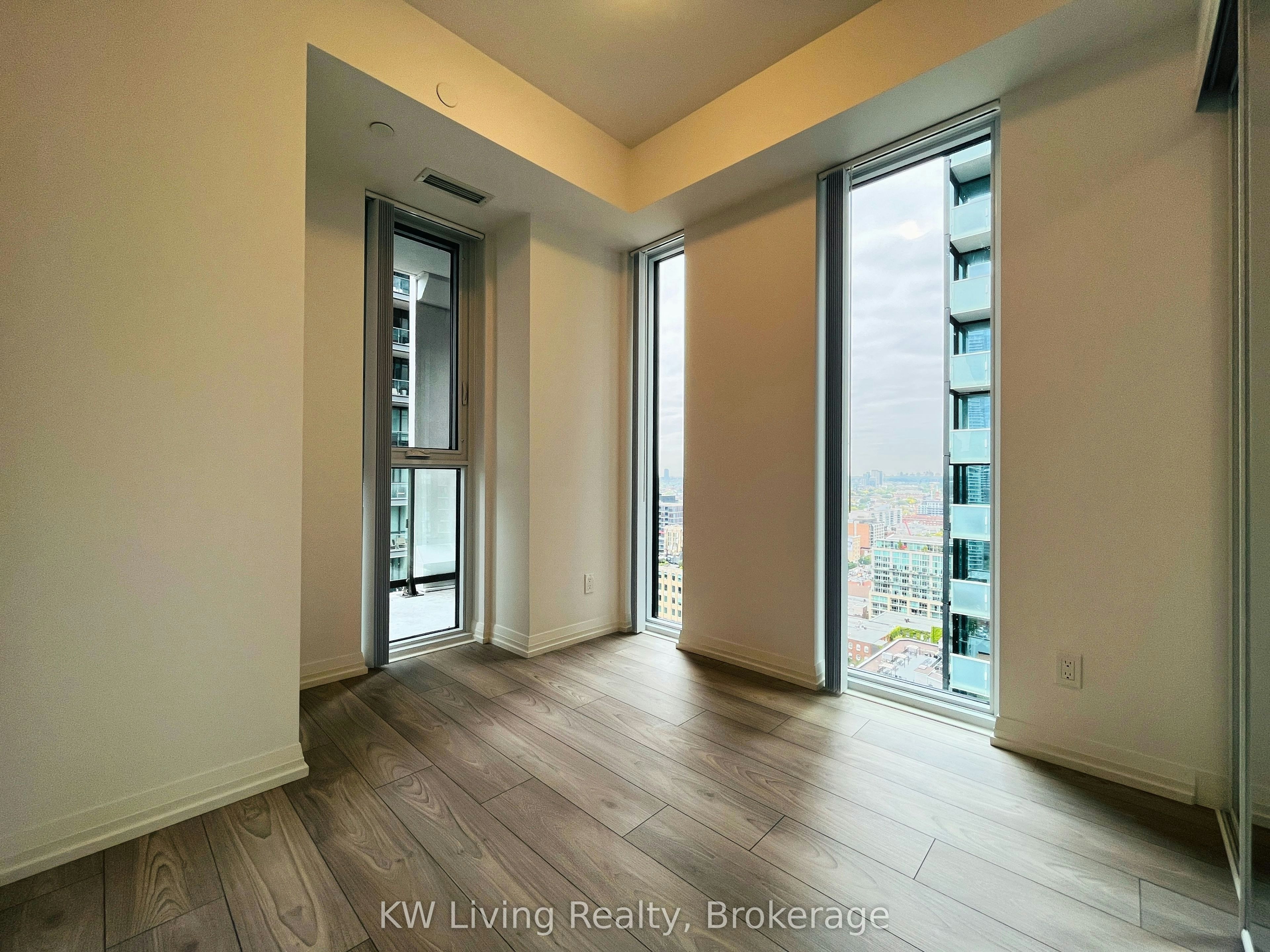 2622-400 King Street W, Toronto, ON, M5V 0X8 - 5