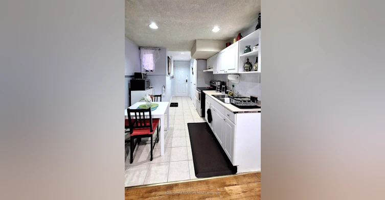 6 Blairville Street, Toronto, ON, M3H 5Y5 - 4