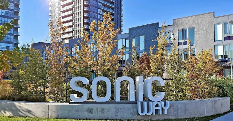2512-2 Sonic Way, Toronto, ON, M3C 0P2 - 2