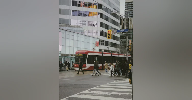 16-68 Carr Street, Toronto, ON, M5T 1B7 - 40