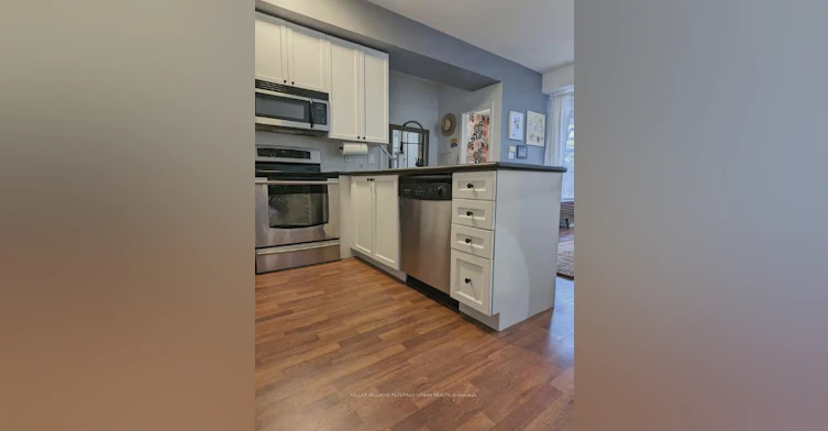 16-68 Carr Street, Toronto, ON, M5T 1B7 - 10