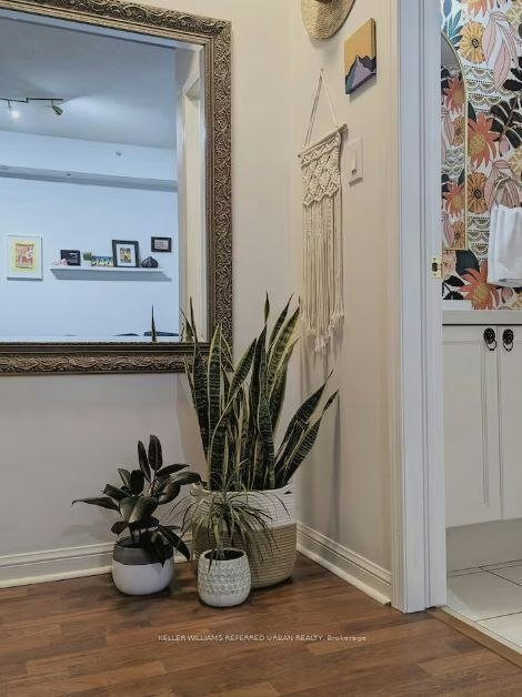 16-68 Carr Street, Toronto, ON, M5T 1B7 - 6