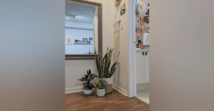 16-68 Carr Street, Toronto, ON, M5T 1B7 - 6