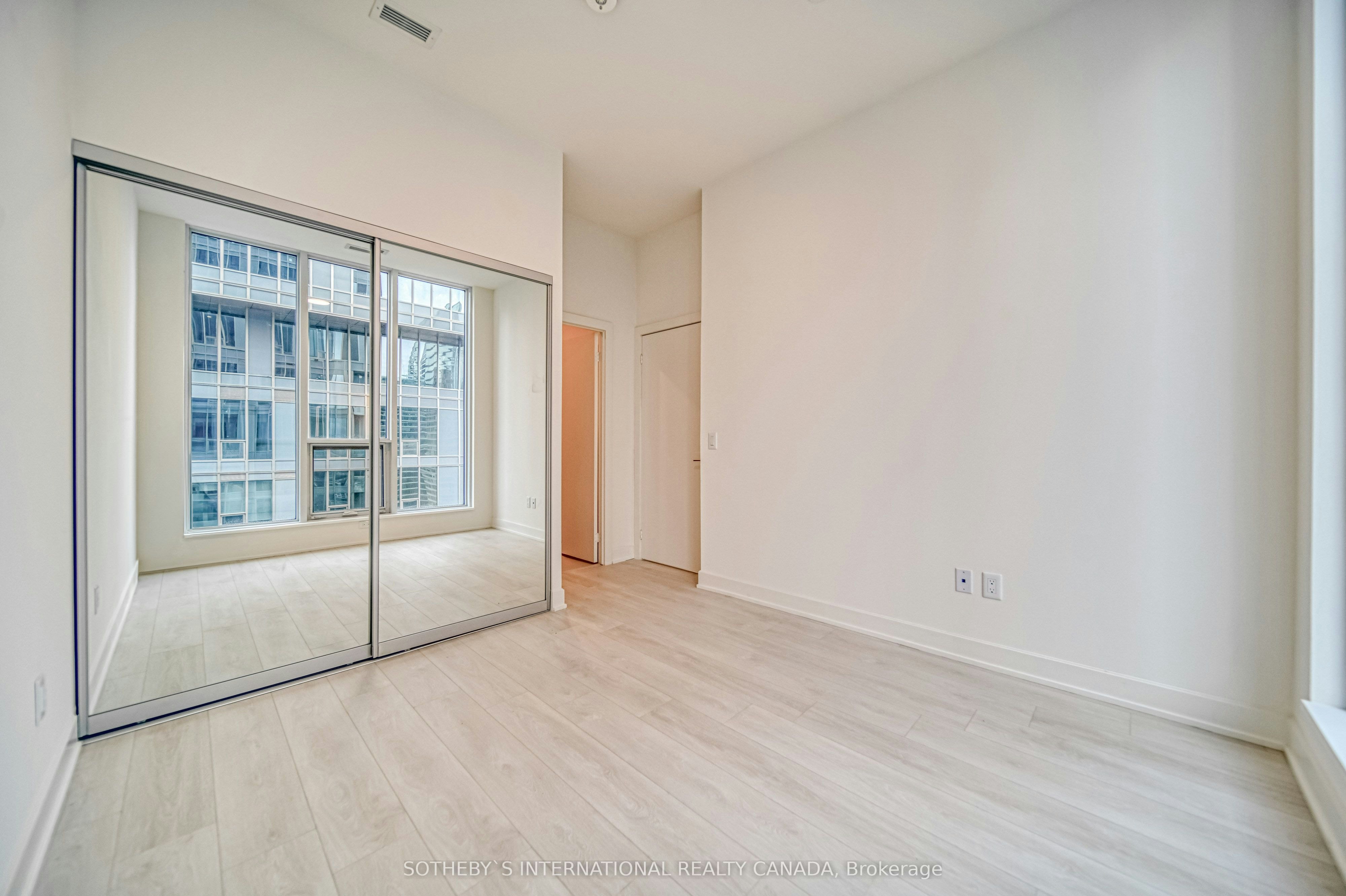 4002-15 Mercer Street, Toronto, ON, M5V 1H2 - 17