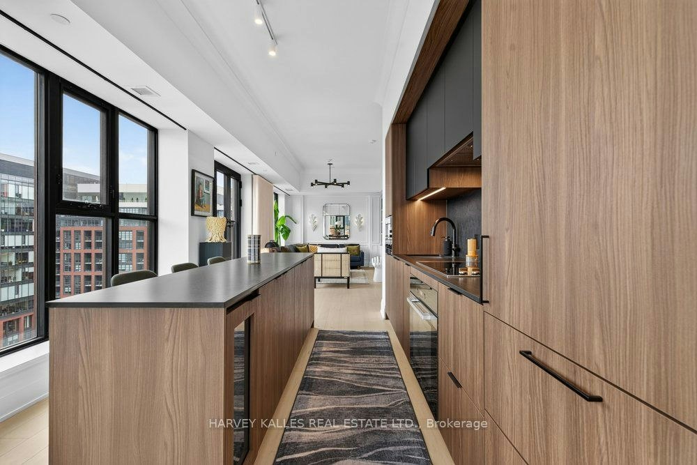 LP03-123 Portland Street, Toronto, ON, M5V 0V9 - 12