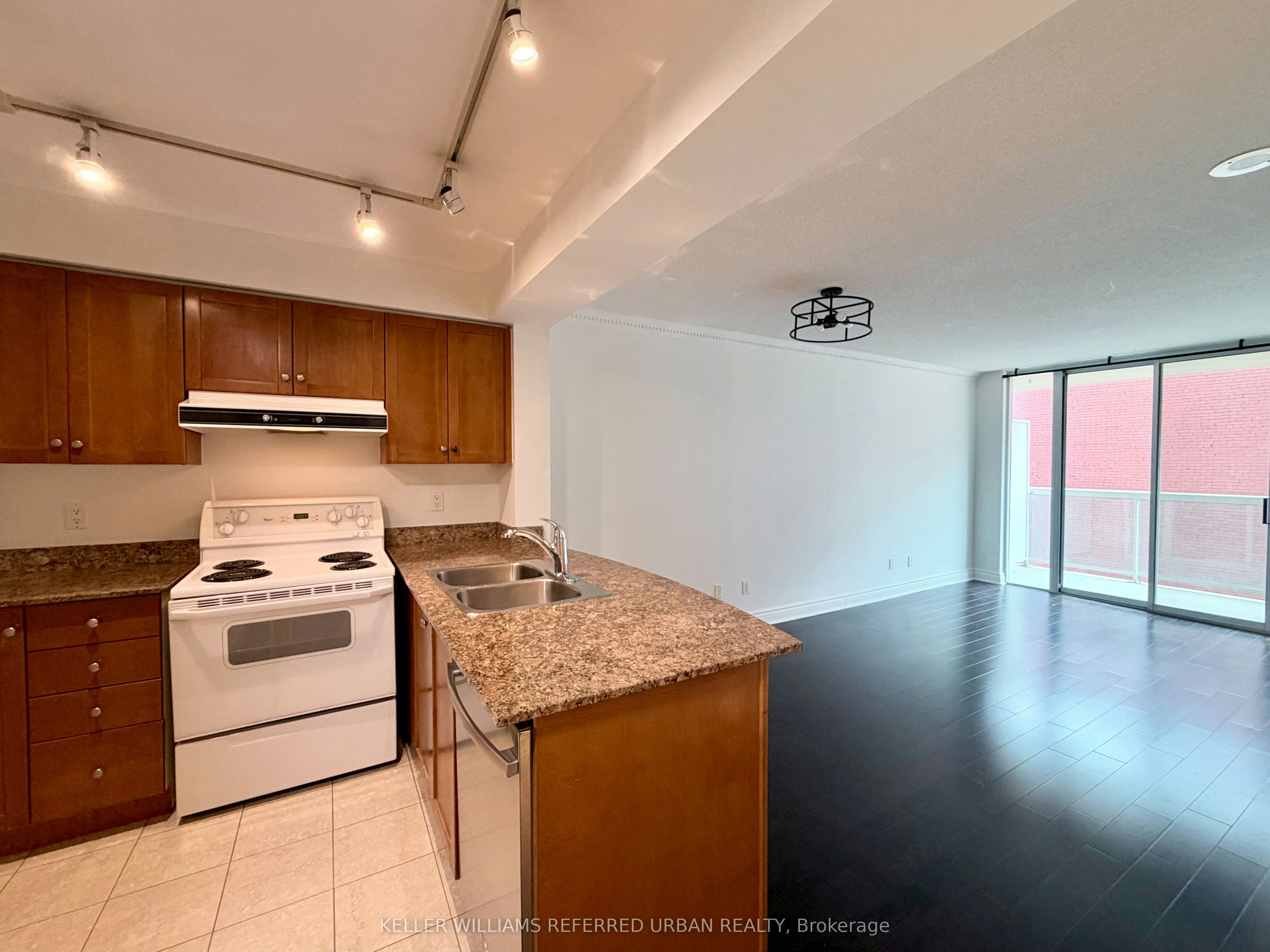 558-313 Richmond Street E, Toronto, ON, M5A 4S7 - 2