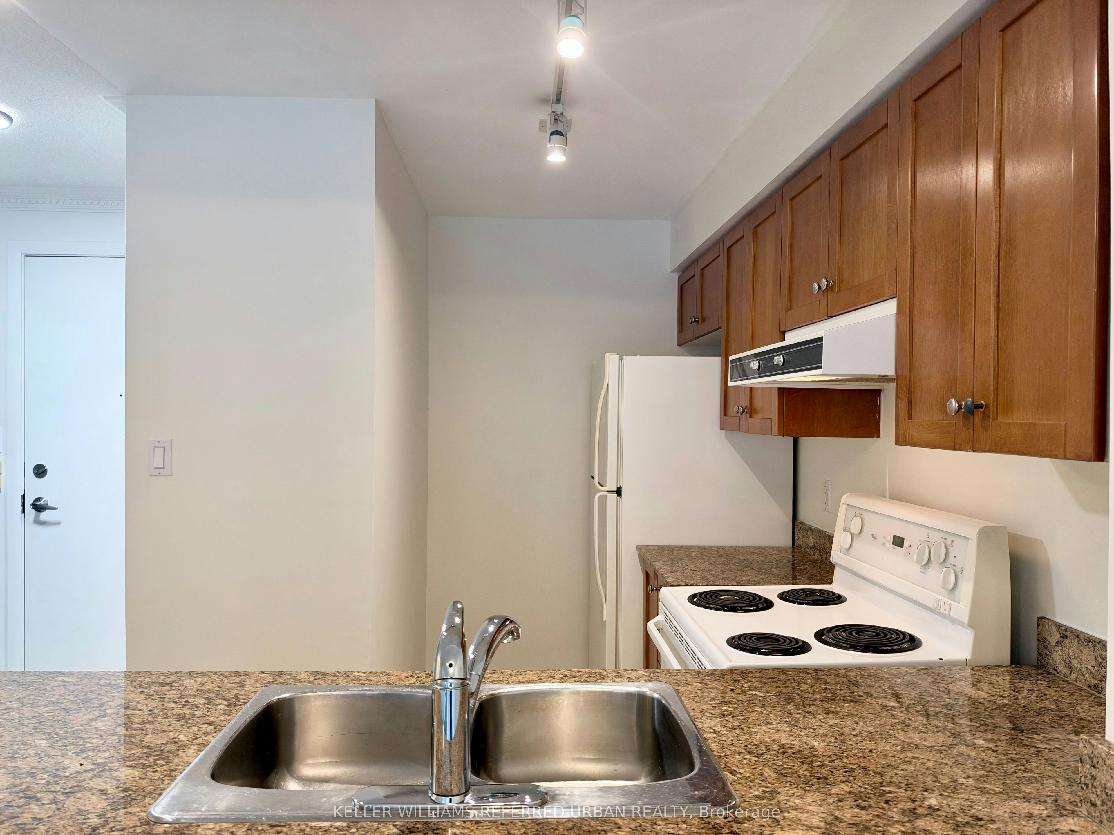 558-313 Richmond Street E, Toronto, ON, M5A 4S7 - 3