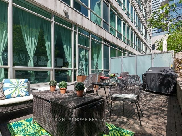G21-350 Wellington Street W, Toronto, ON, M5V 3W9 - 17