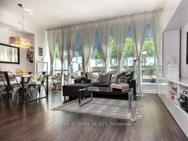 G21-350 Wellington Street W, Toronto, ON, M5V 3W9 - 3