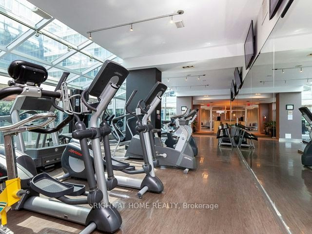 G21-350 Wellington Street W, Toronto, ON, M5V 3W9 - 23