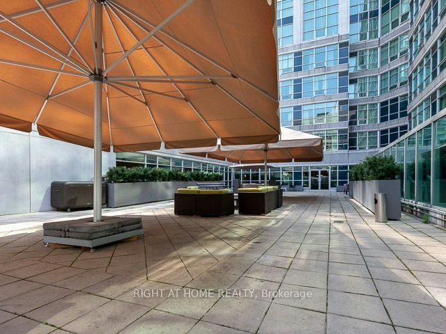 G21-350 Wellington Street W, Toronto, ON, M5V 3W9 - 24