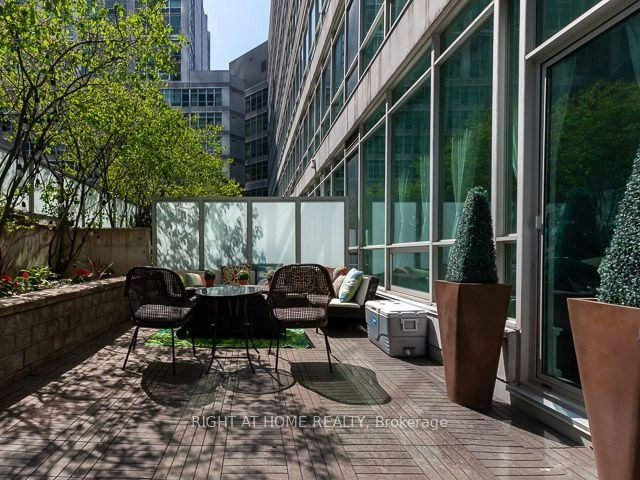 G21-350 Wellington Street W, Toronto, ON, M5V 3W9 - 16
