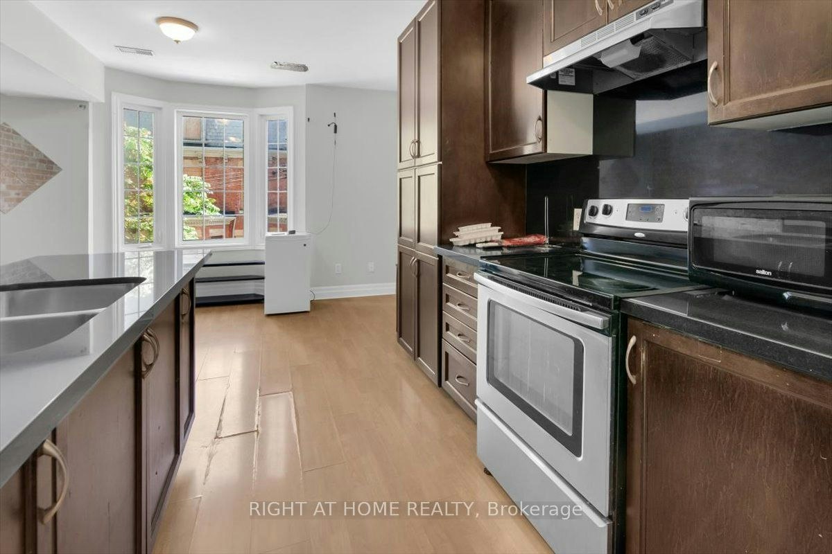2nd & 3rd Floor-182 Mutual Street, Toronto, ON, M5B 2B3 - 8