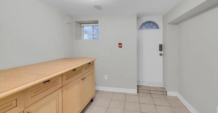 Main & Lower-182 Mutual Street, Toronto, ON, M5B 2B3 - 25