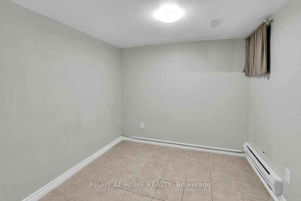 Main & Lower-182 Mutual Street, Toronto, ON, M5B 2B3 - 22