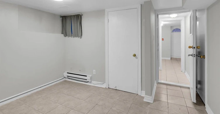 Main & Lower-182 Mutual Street, Toronto, ON, M5B 2B3 - 21